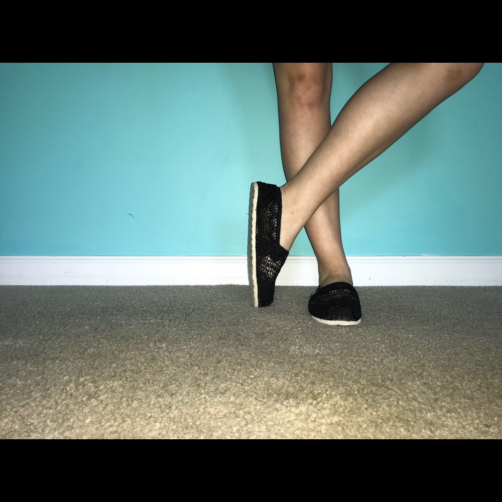 Black Lace Flats